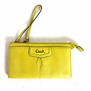 Coach Ashley Leather Credit Card Zip Wristlet Bag Clutch Logo Yellow/Green Y2K
